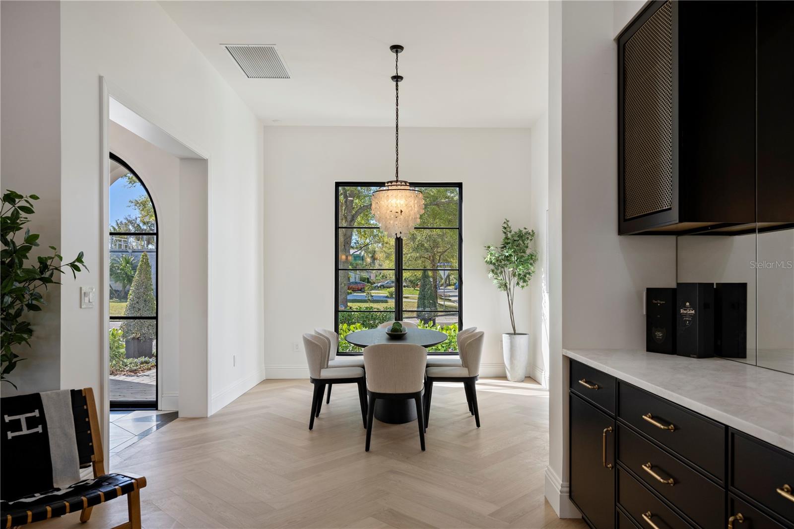 KENILWORTH SHORES SEC 01 - Residential