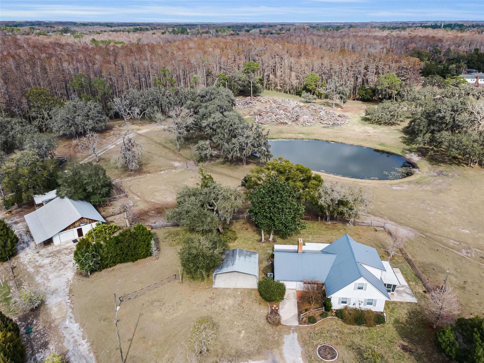 MEETS AND BOUNDS - Residential