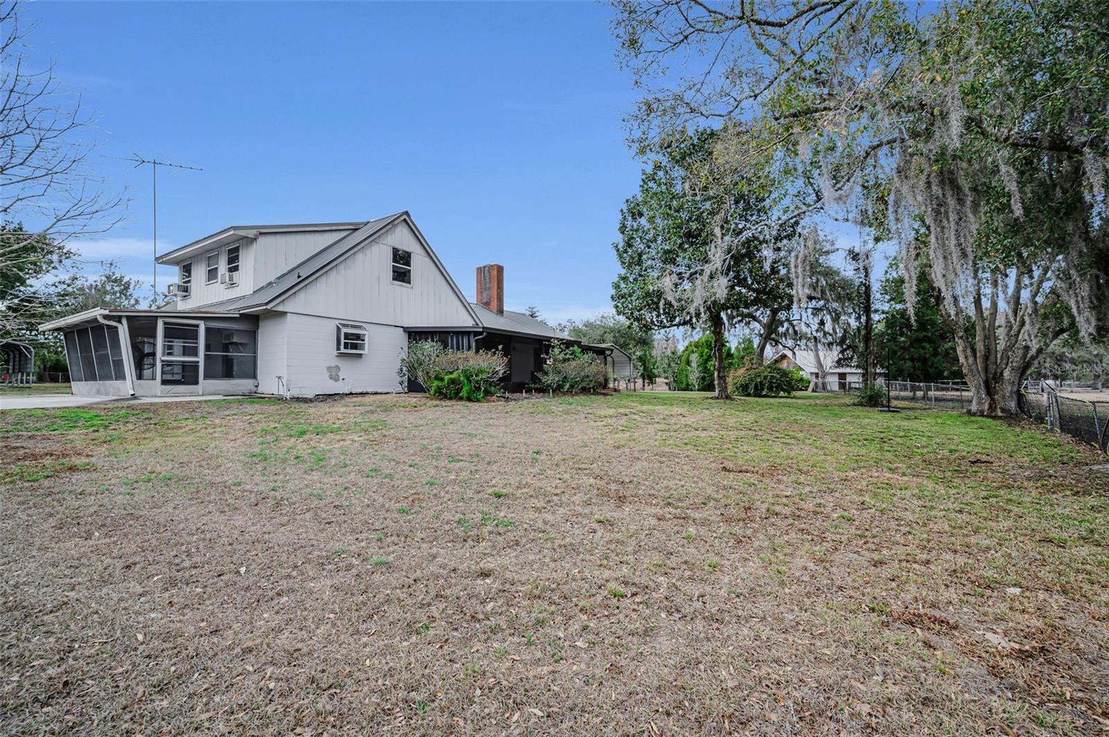 MEETS AND BOUNDS - Residential