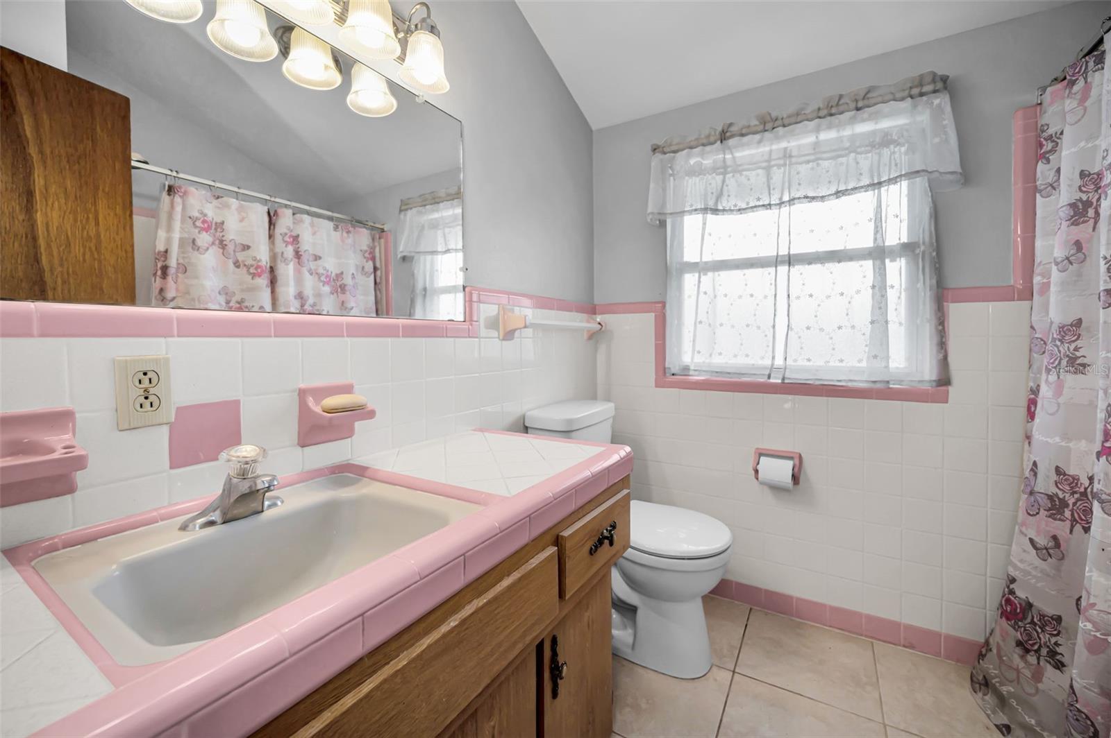 MEETS AND BOUNDS - Residential