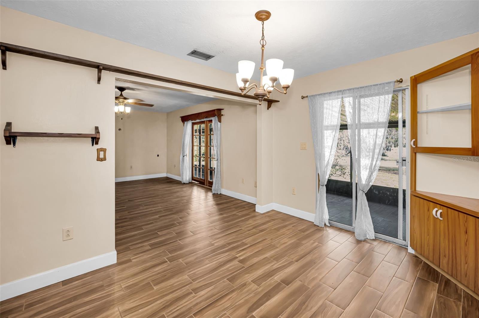 MEETS AND BOUNDS - Residential