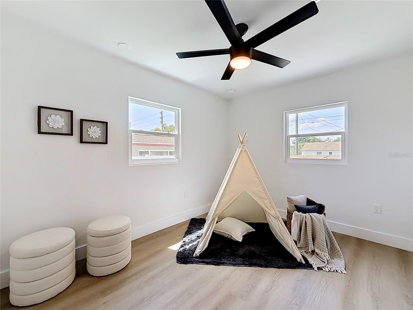 HARVEYS ADD TO OAK RIDGE - Residential