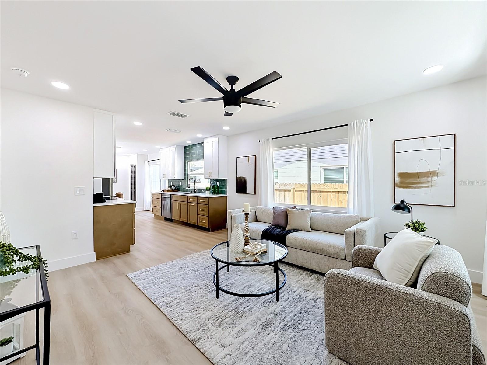 HARVEYS ADD TO OAK RIDGE - Residential