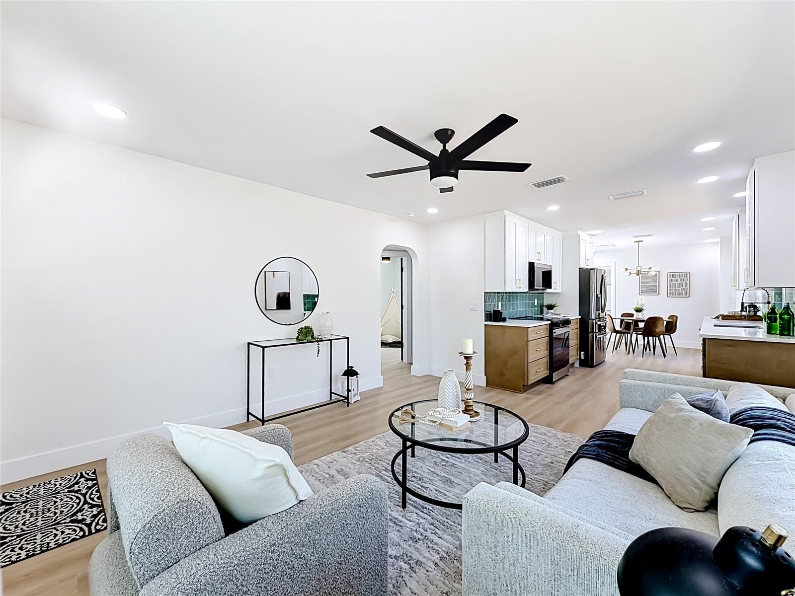 HARVEYS ADD TO OAK RIDGE - Residential