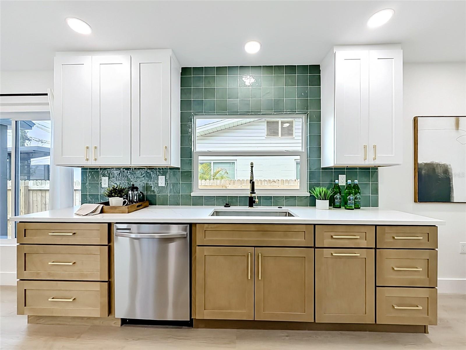 HARVEYS ADD TO OAK RIDGE - Residential
