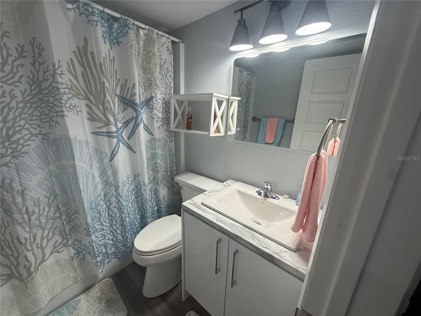 MARIA MANOR - Residential