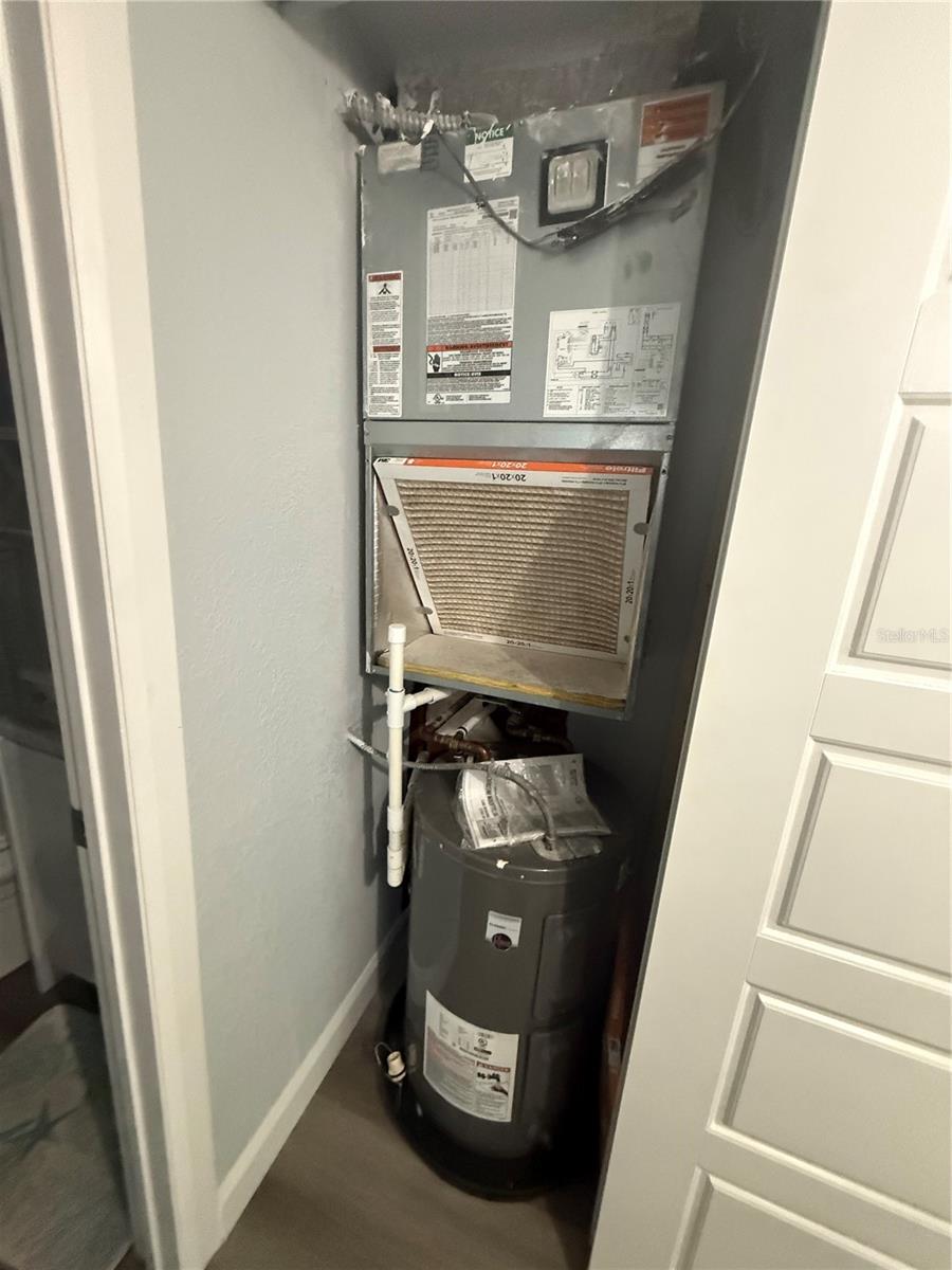 MARIA MANOR - Residential