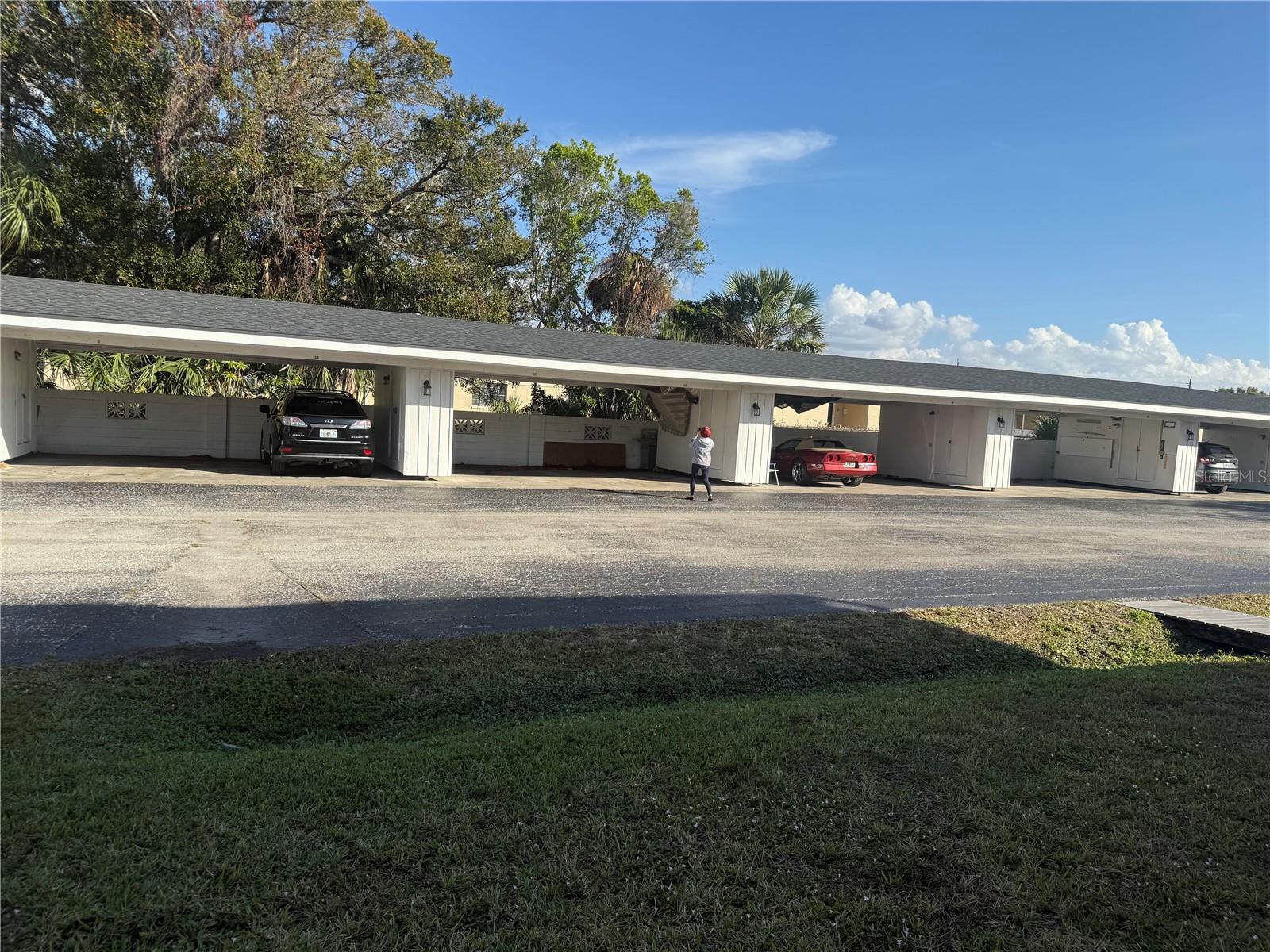 MARIA MANOR - Residential