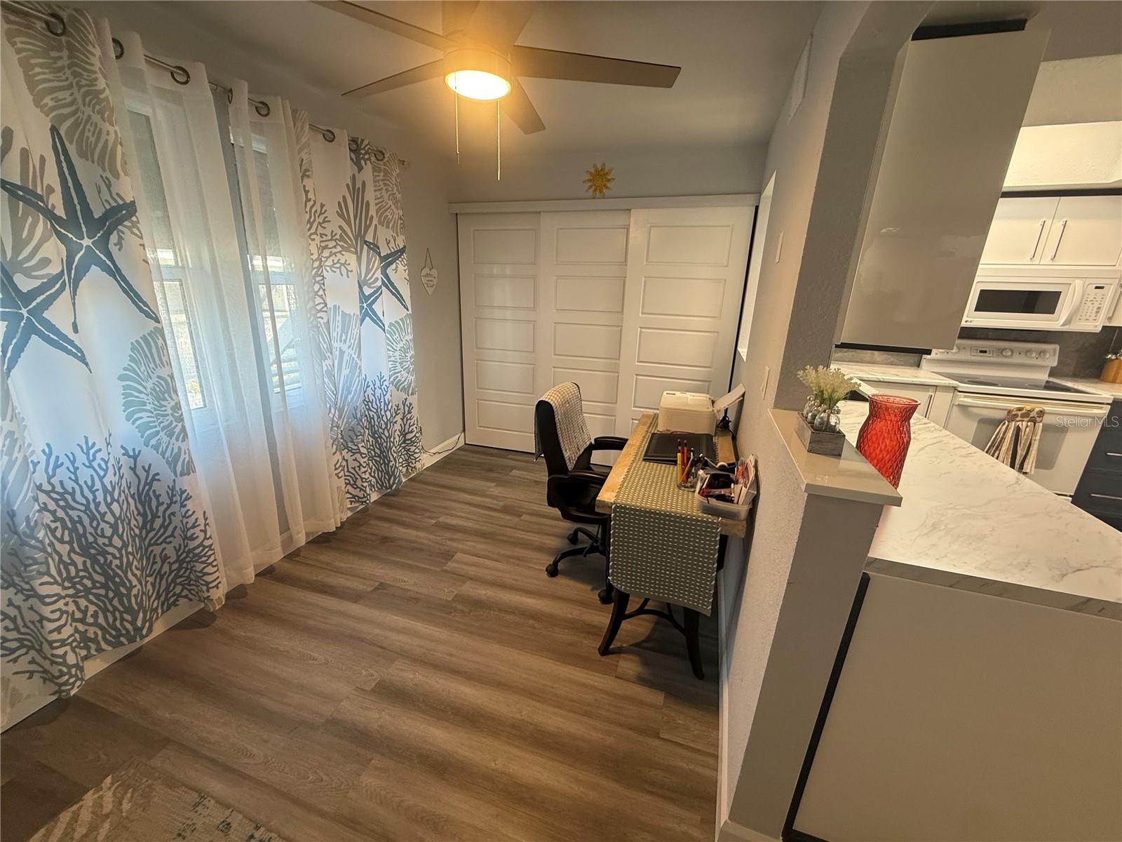 MARIA MANOR - Residential