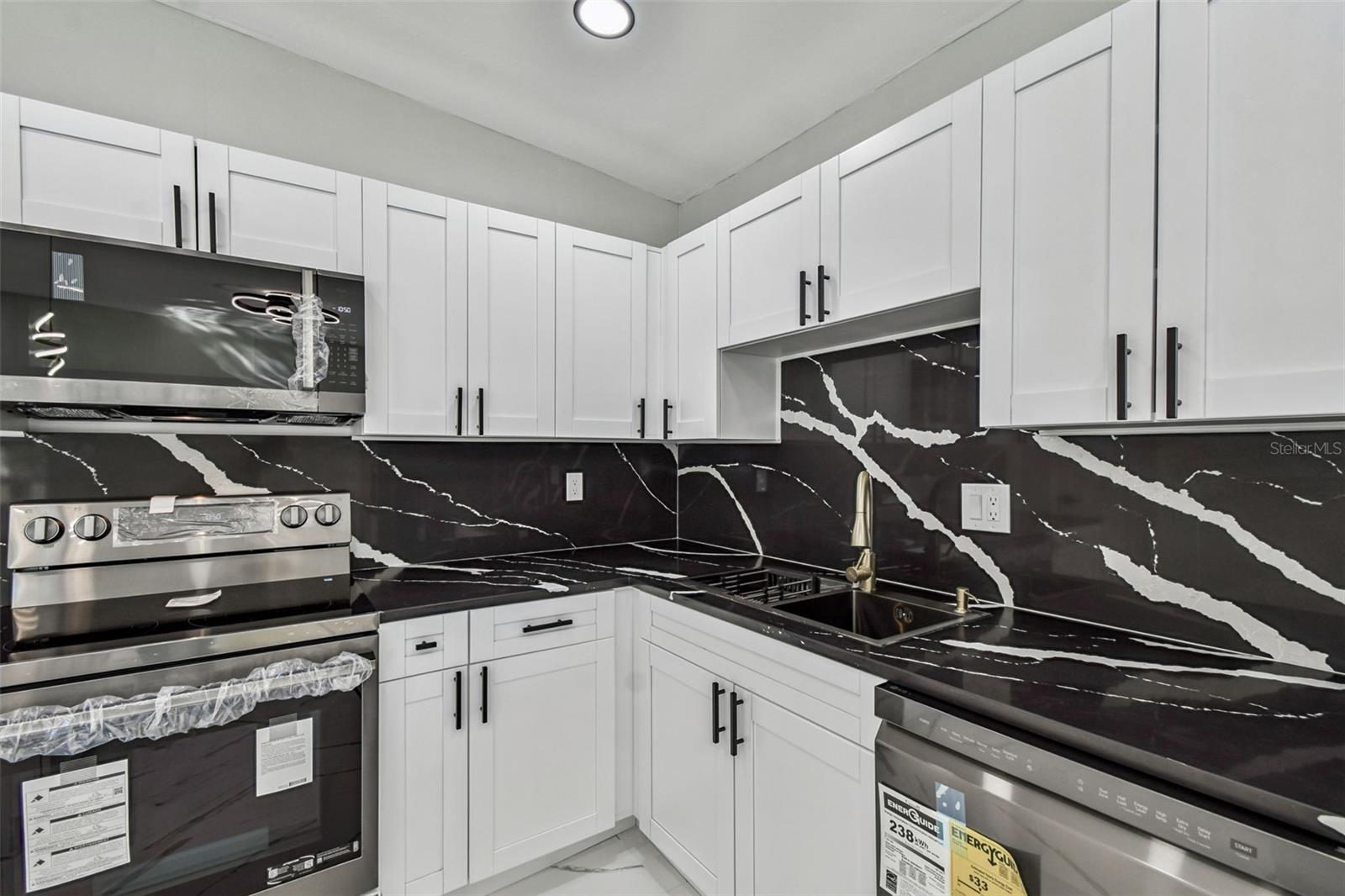 STEPHEN FOSTER HIGHLANDS ADD - Residential