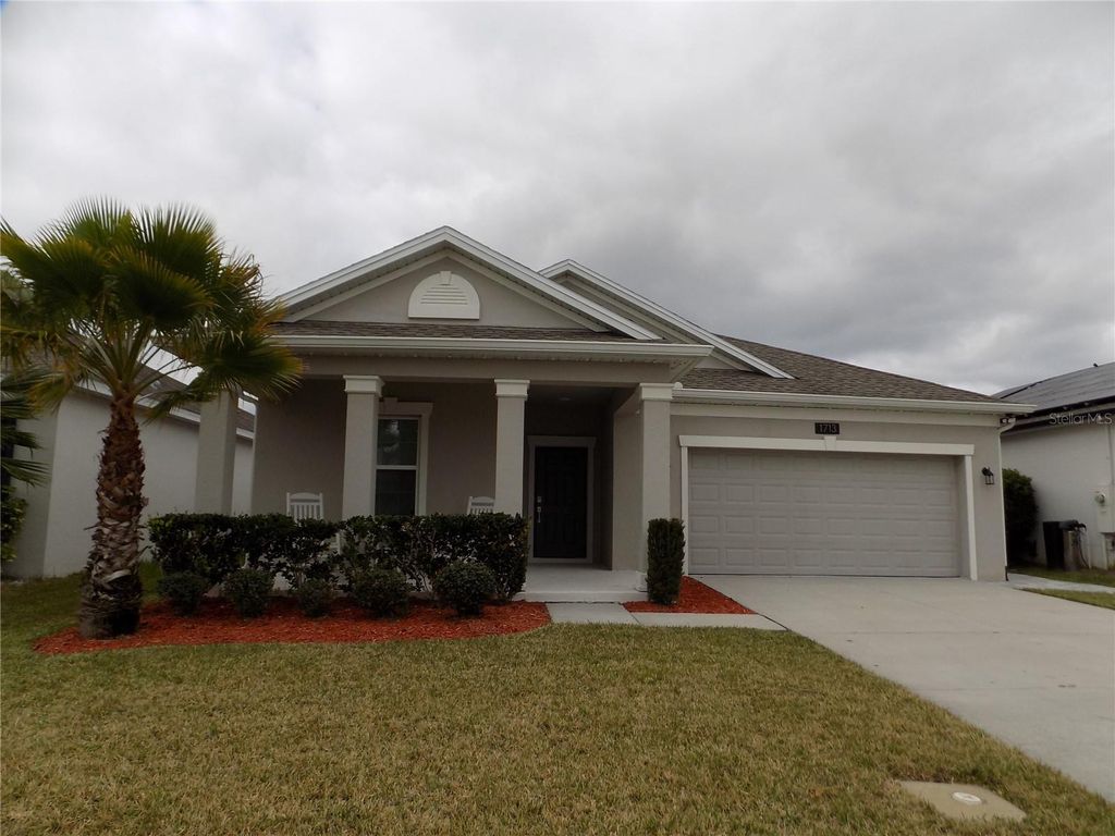Photo of 1713 Chatsworth Circle, Saint Cloud, FL 34771 (MLS # O6383087)