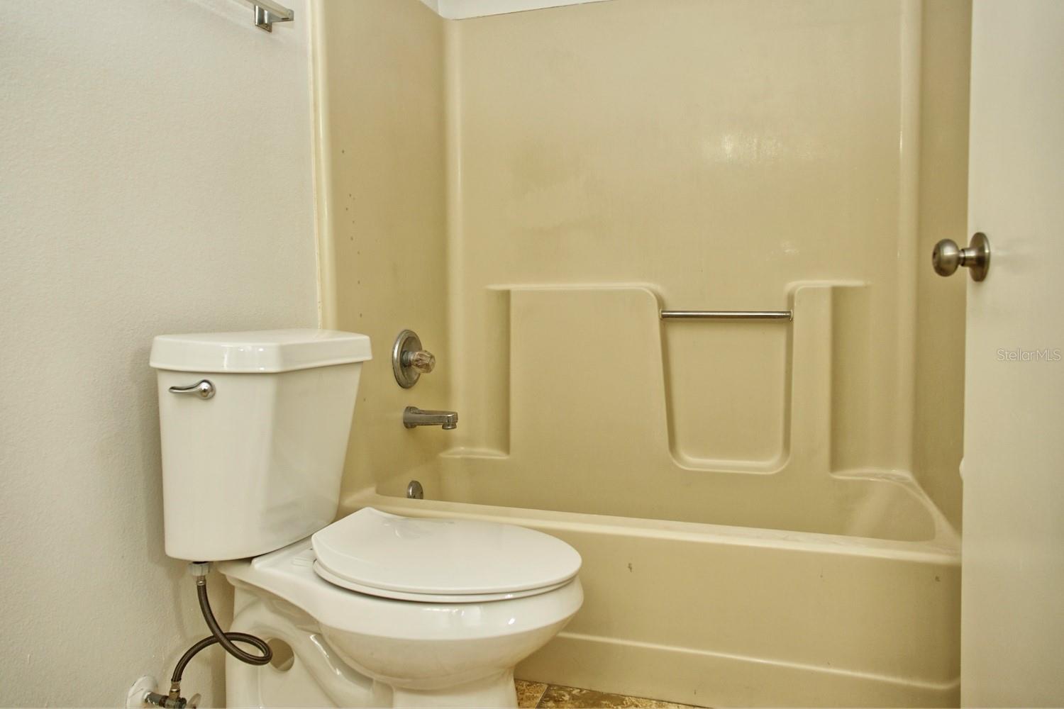 PARK GREEN - Residential Lease