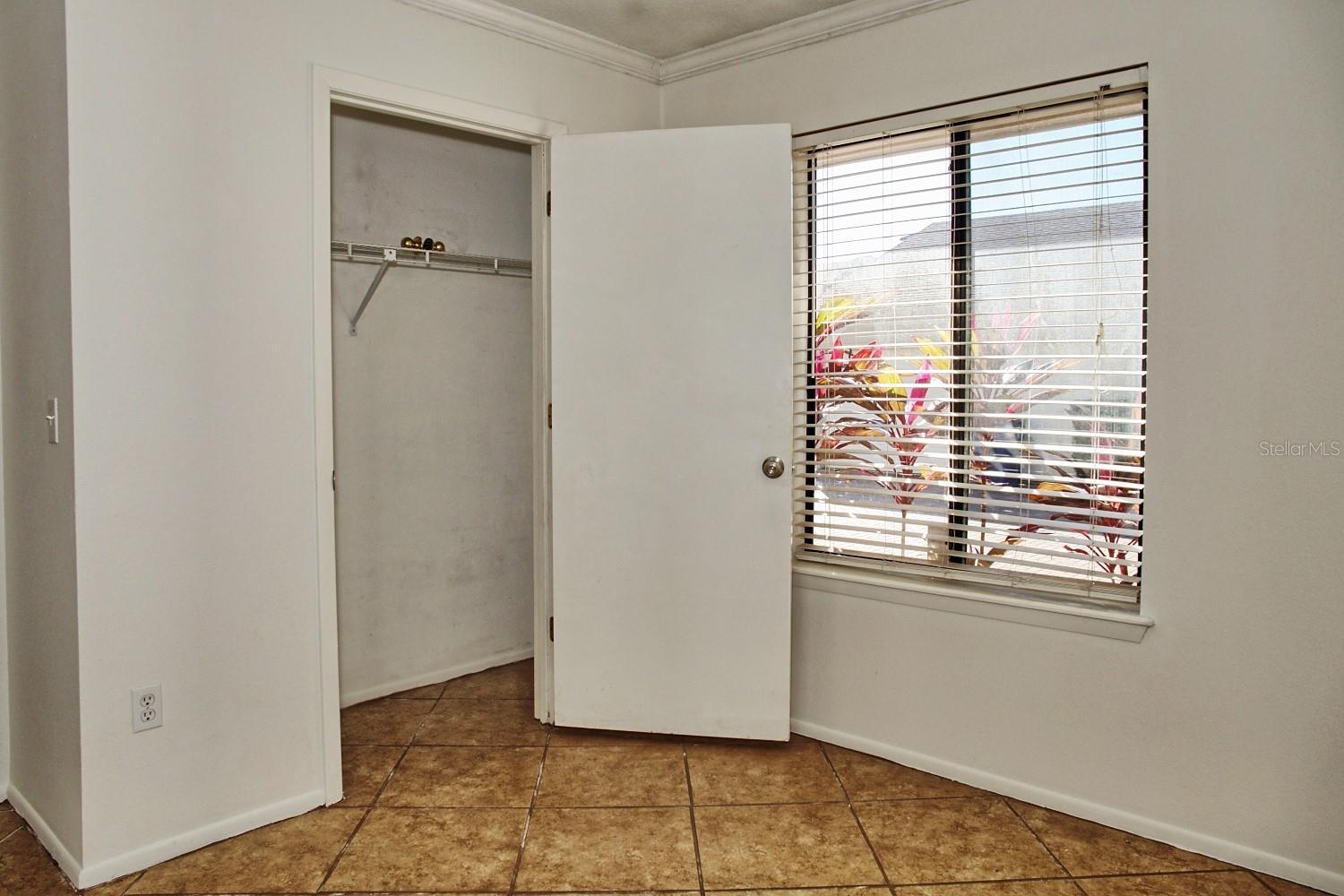 PARK GREEN - Residential Lease