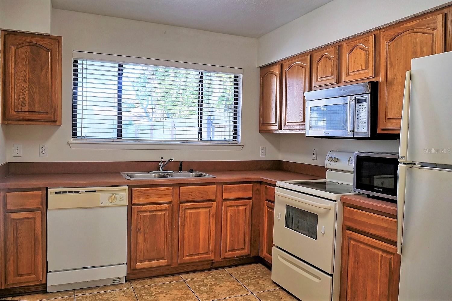 PARK GREEN - Residential Lease