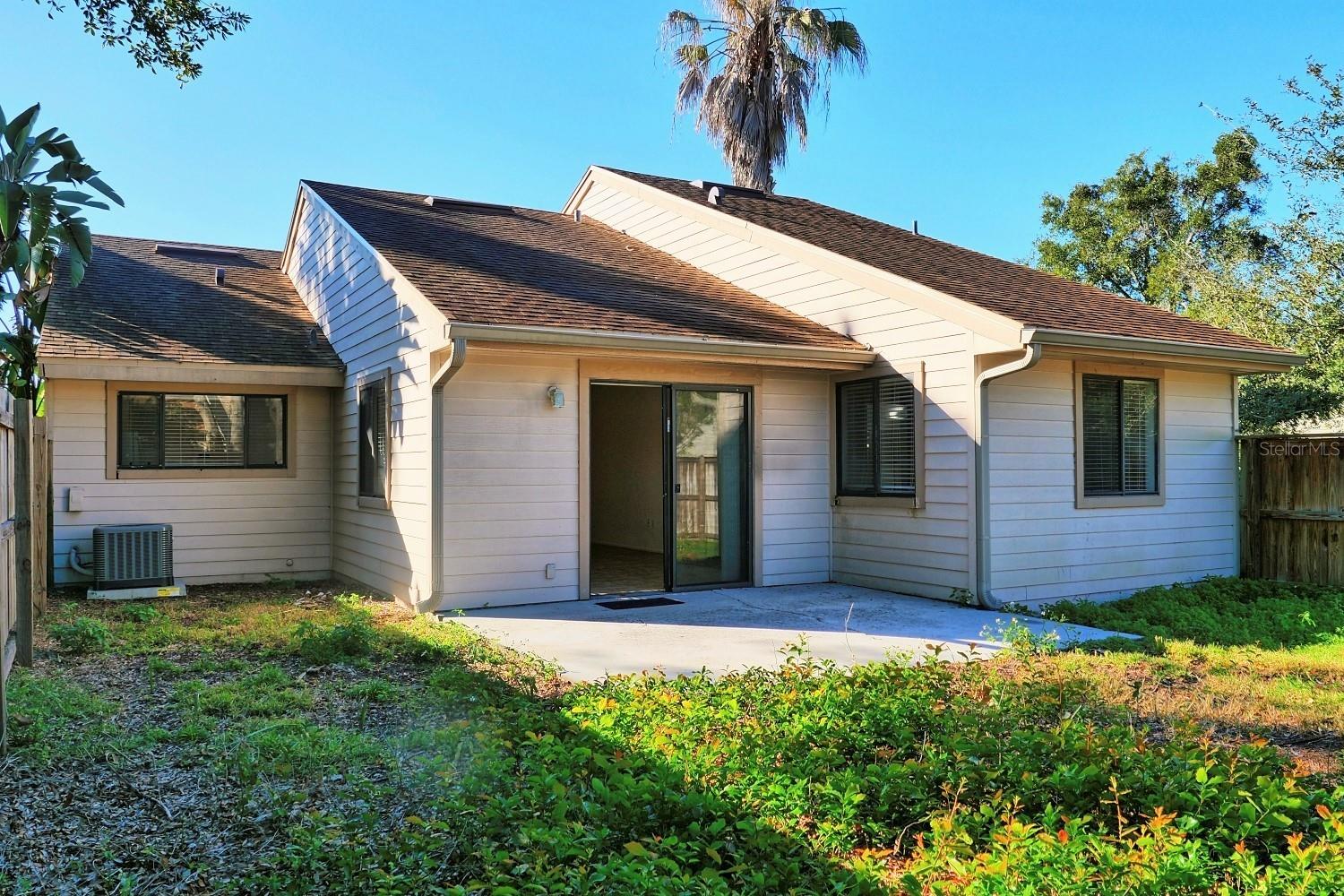 PARK GREEN - Residential Lease