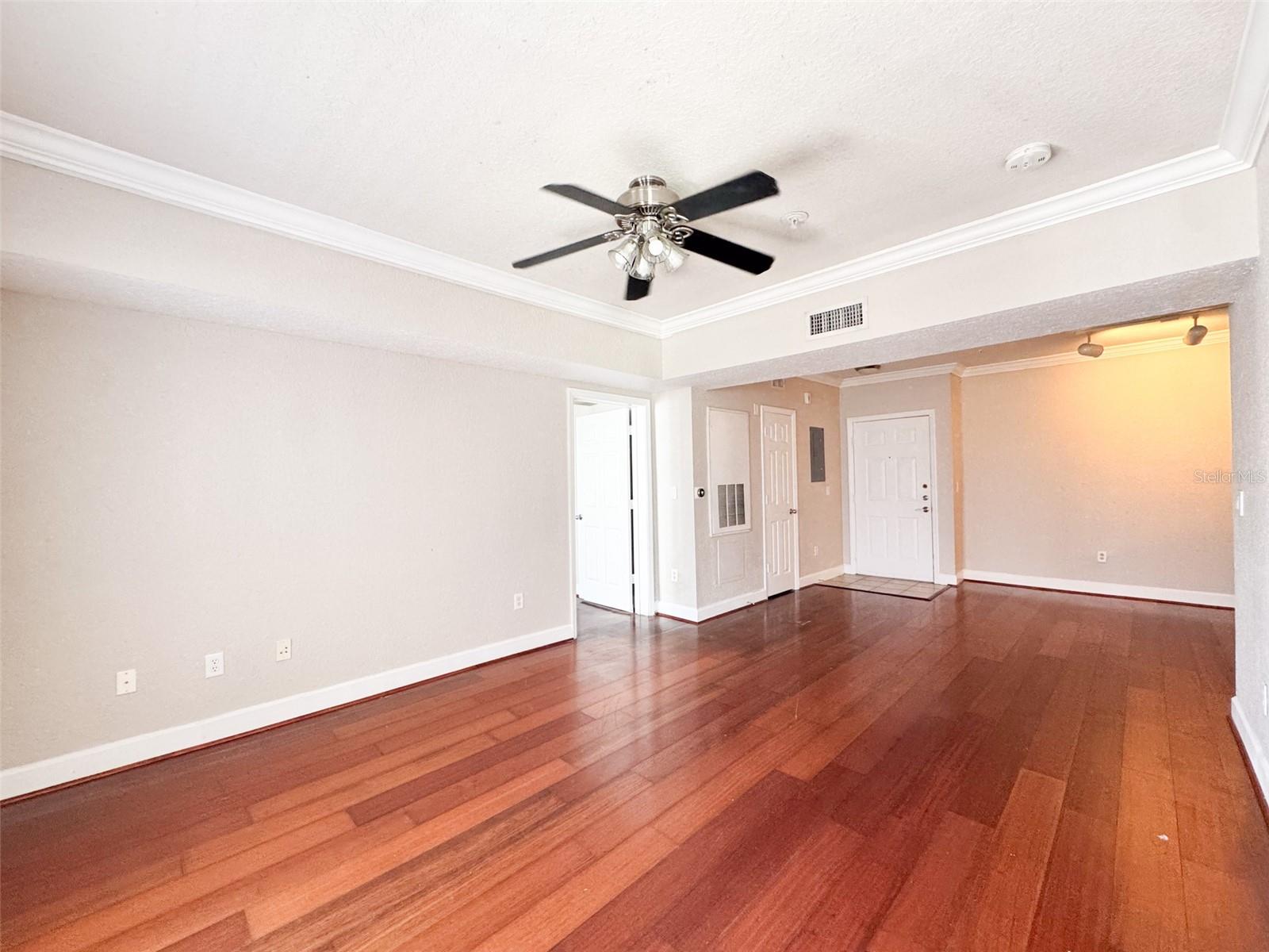 GRANDE DOWNTOWN ORLANDO - Residential