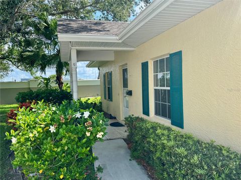 1625 RED OAK LANE PORT CHARLOTTE FL 33948