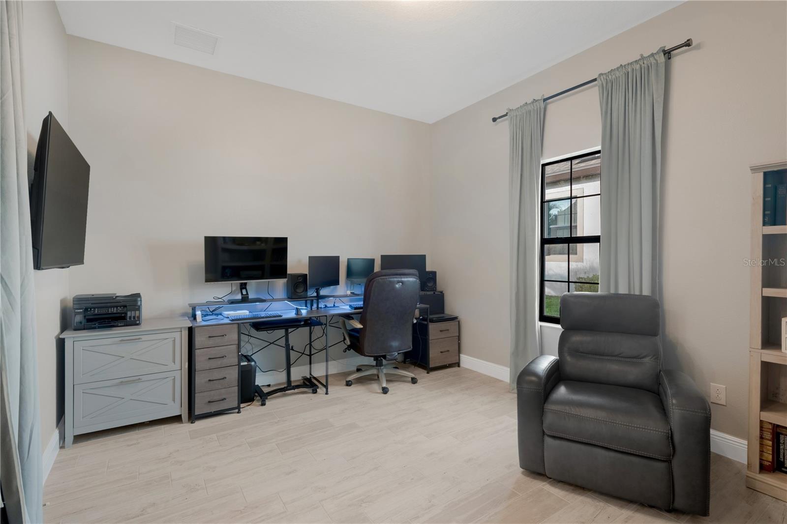 RIDGEWOOD ESTATES - Residential