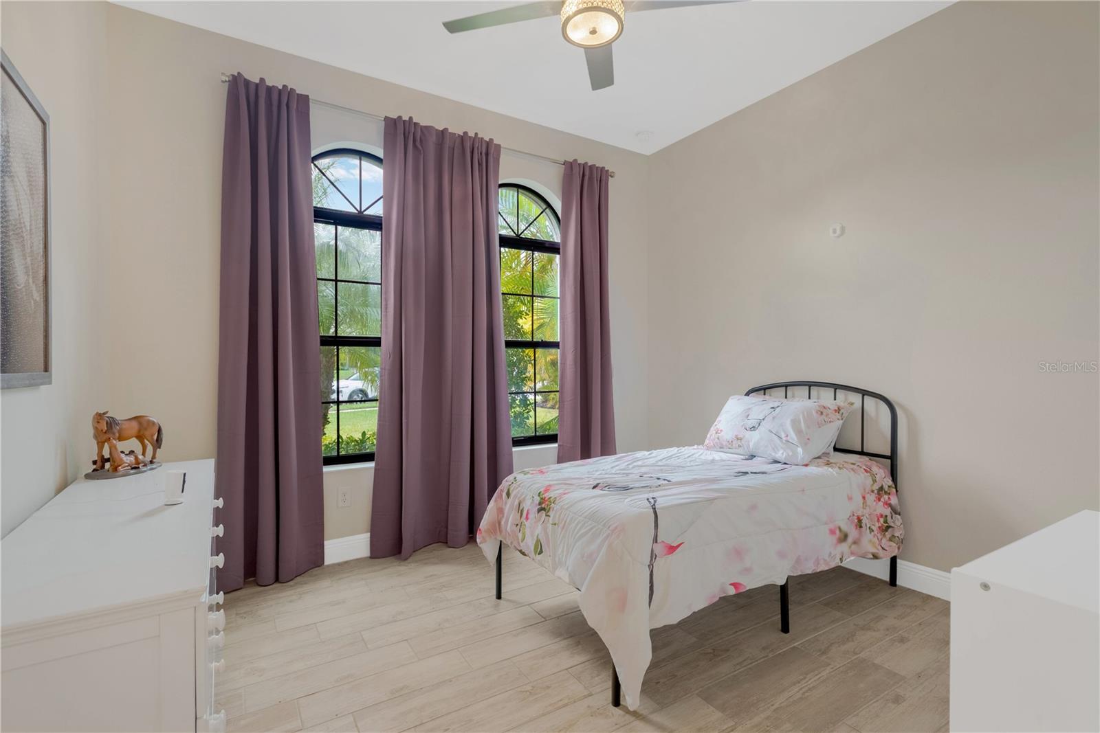 RIDGEWOOD ESTATES - Residential