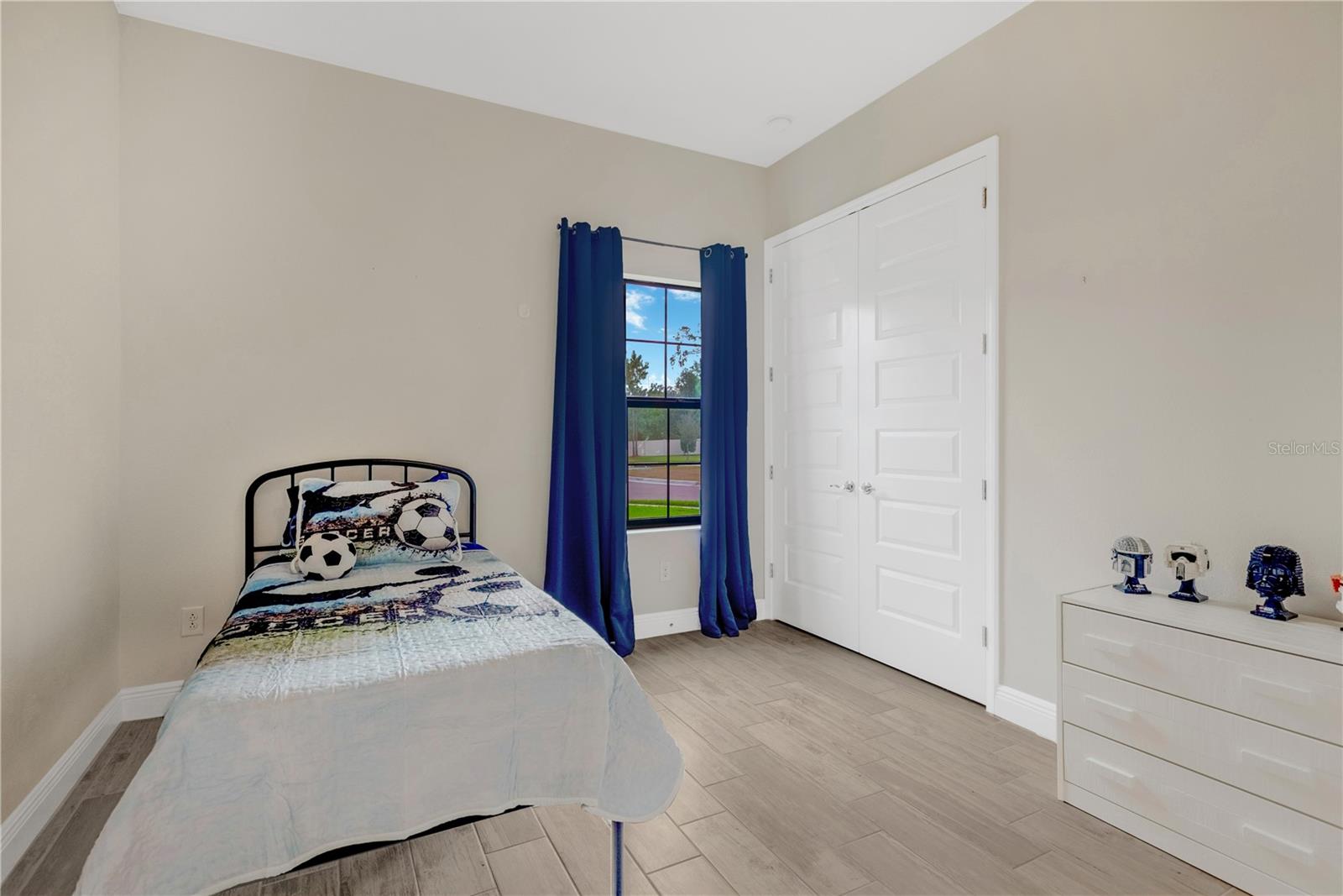 RIDGEWOOD ESTATES - Residential