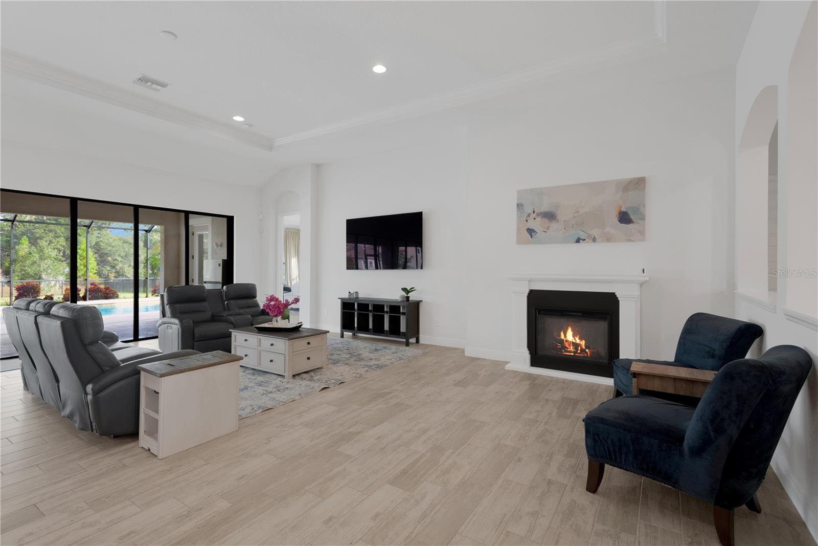 RIDGEWOOD ESTATES - Residential