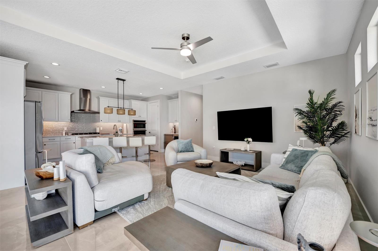 AQUA LAGOON TWNHMS - Residential