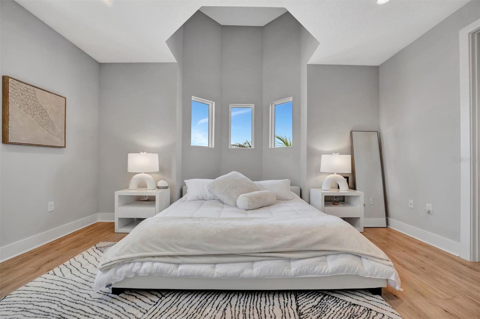 AQUA LAGOON TWNHMS - Residential