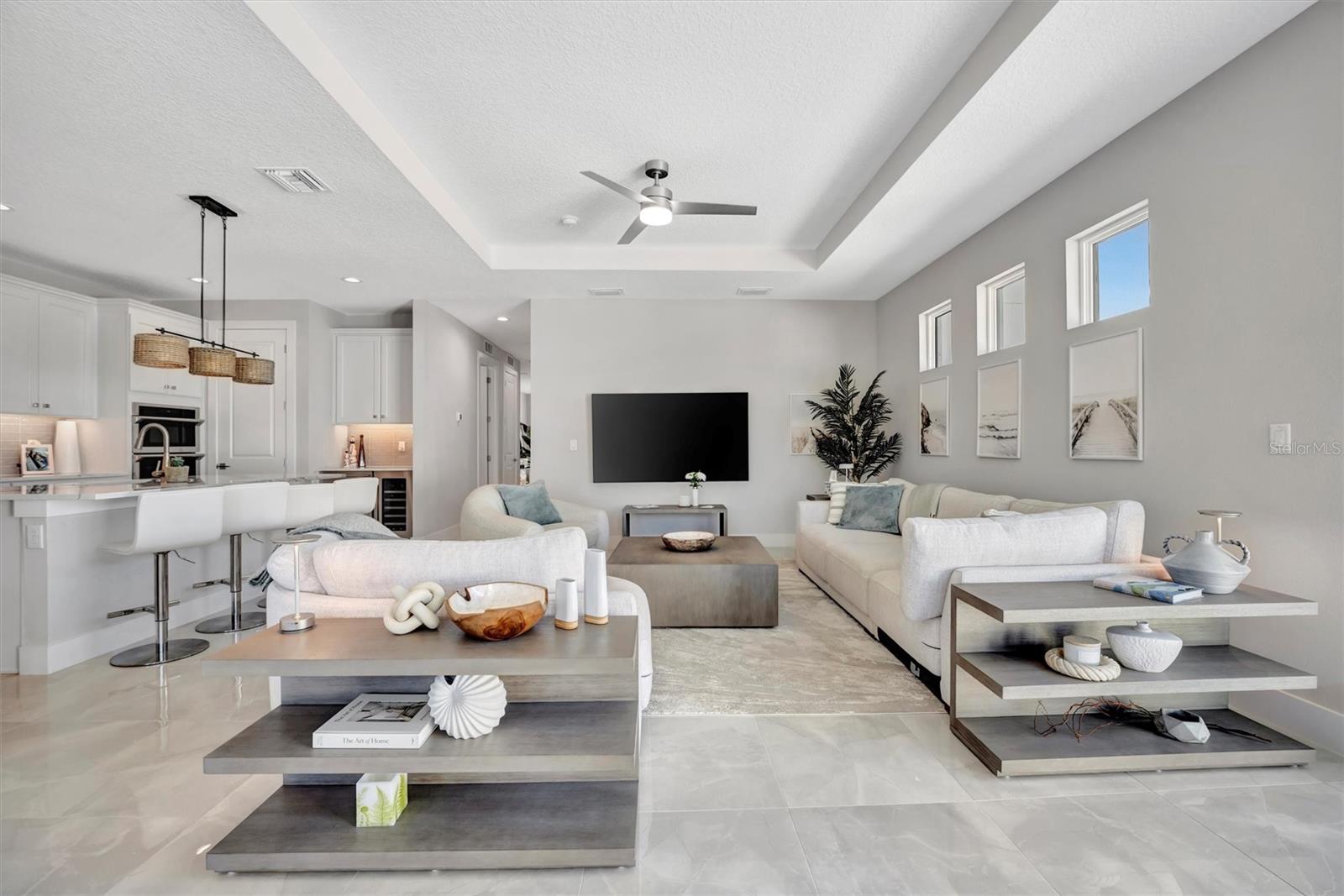 AQUA LAGOON TWNHMS - Residential