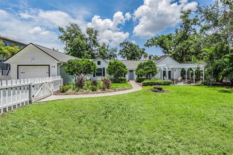 Photo of 118 S Manhattan Avenue, Tampa, FL 33609 (MLS # TB8391209)