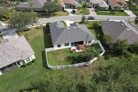 A home in PARRISH