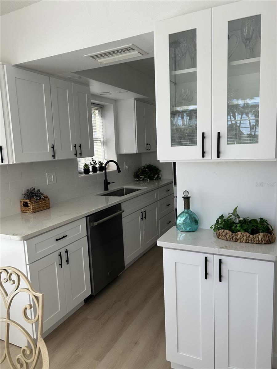 3808 GULF OF MEXICO DRIVE E111