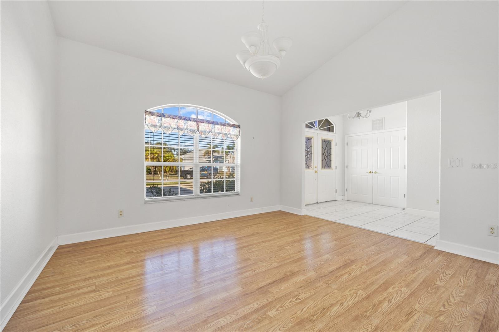 2244 MAURITANIA ROAD