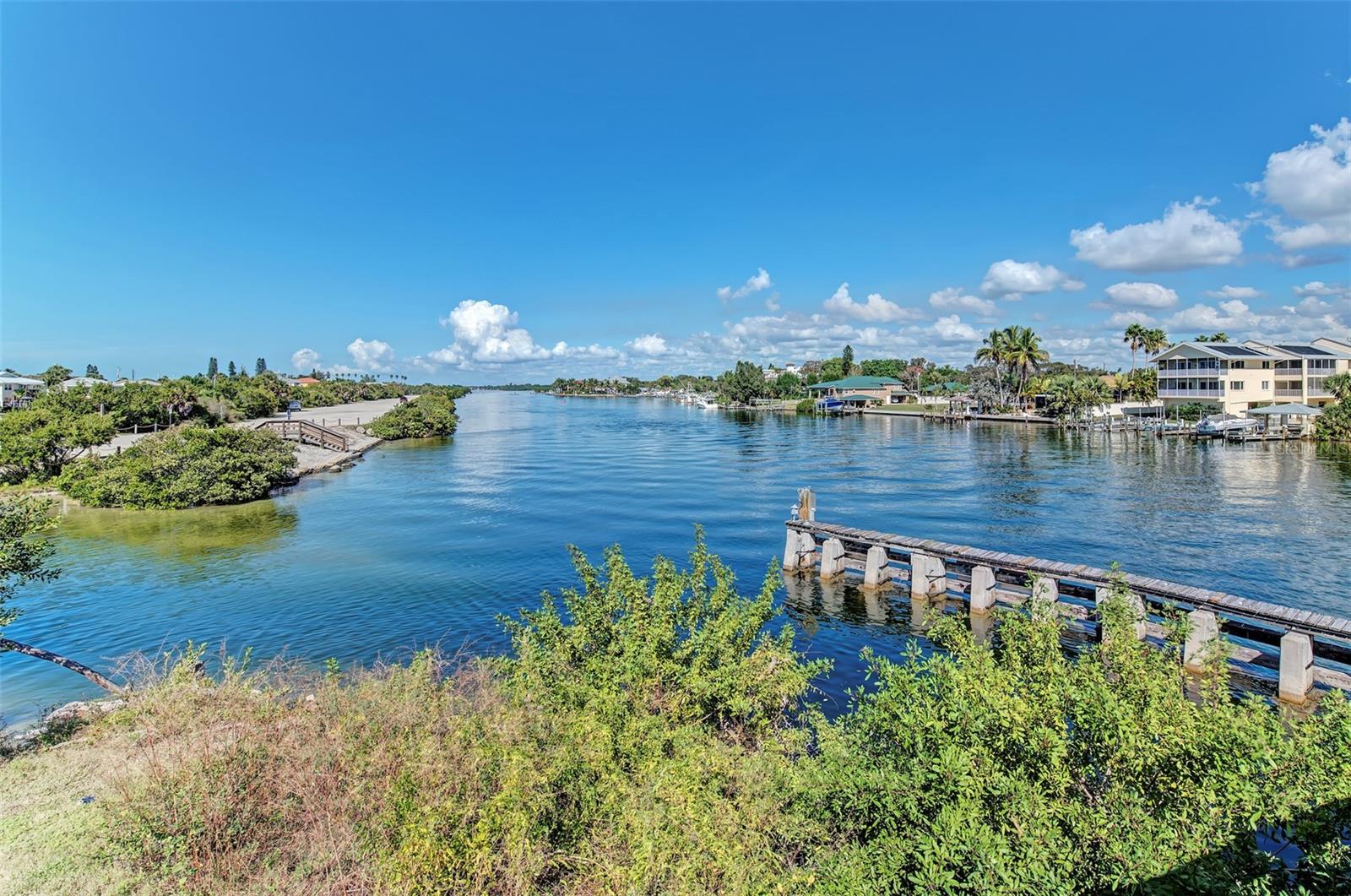 LYONS BAY - Residential