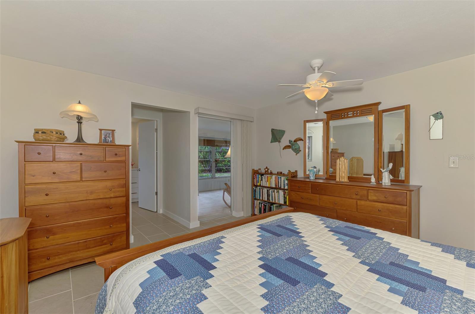 LYONS BAY - Residential