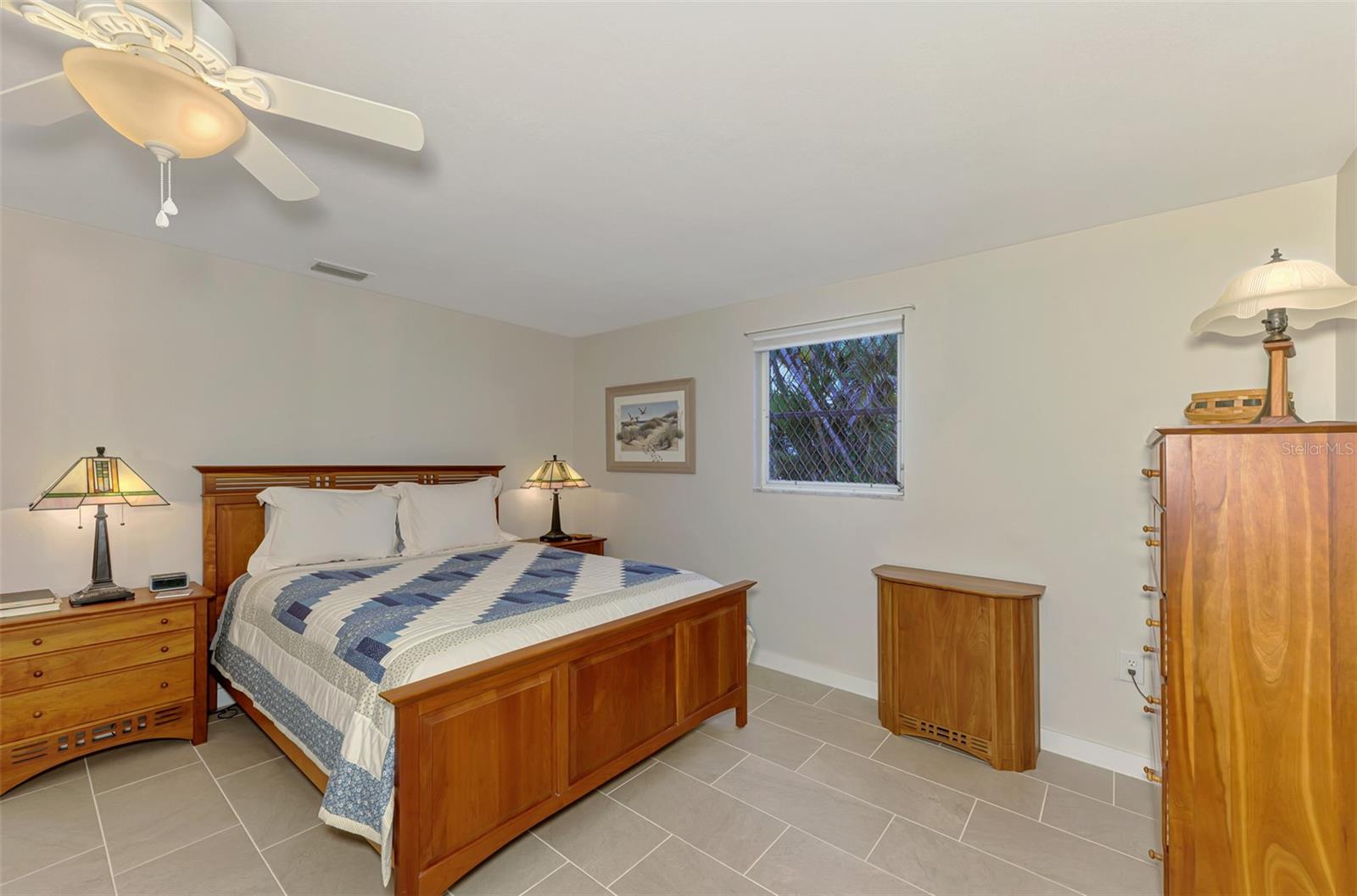 LYONS BAY - Residential