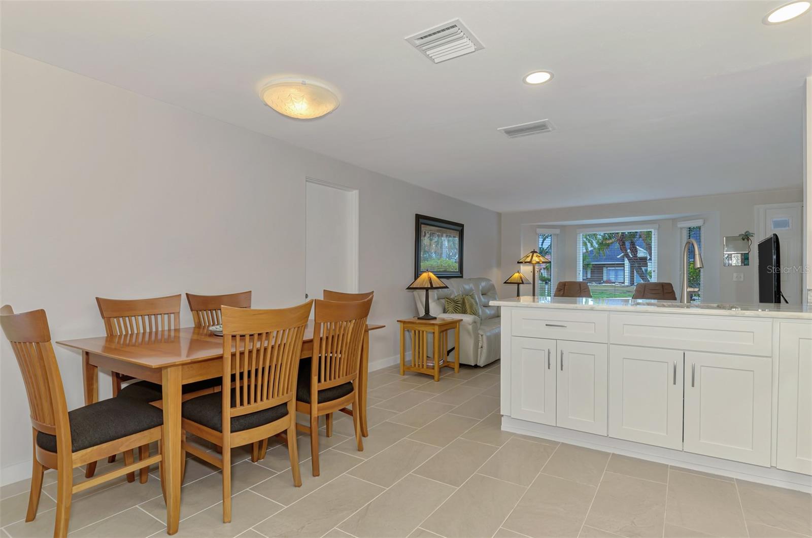 LYONS BAY - Residential