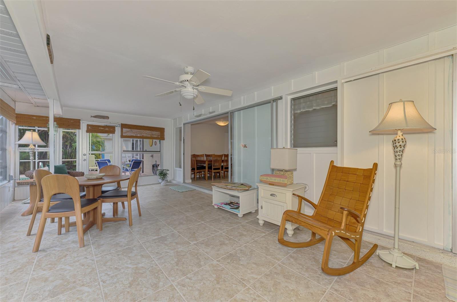 LYONS BAY - Residential