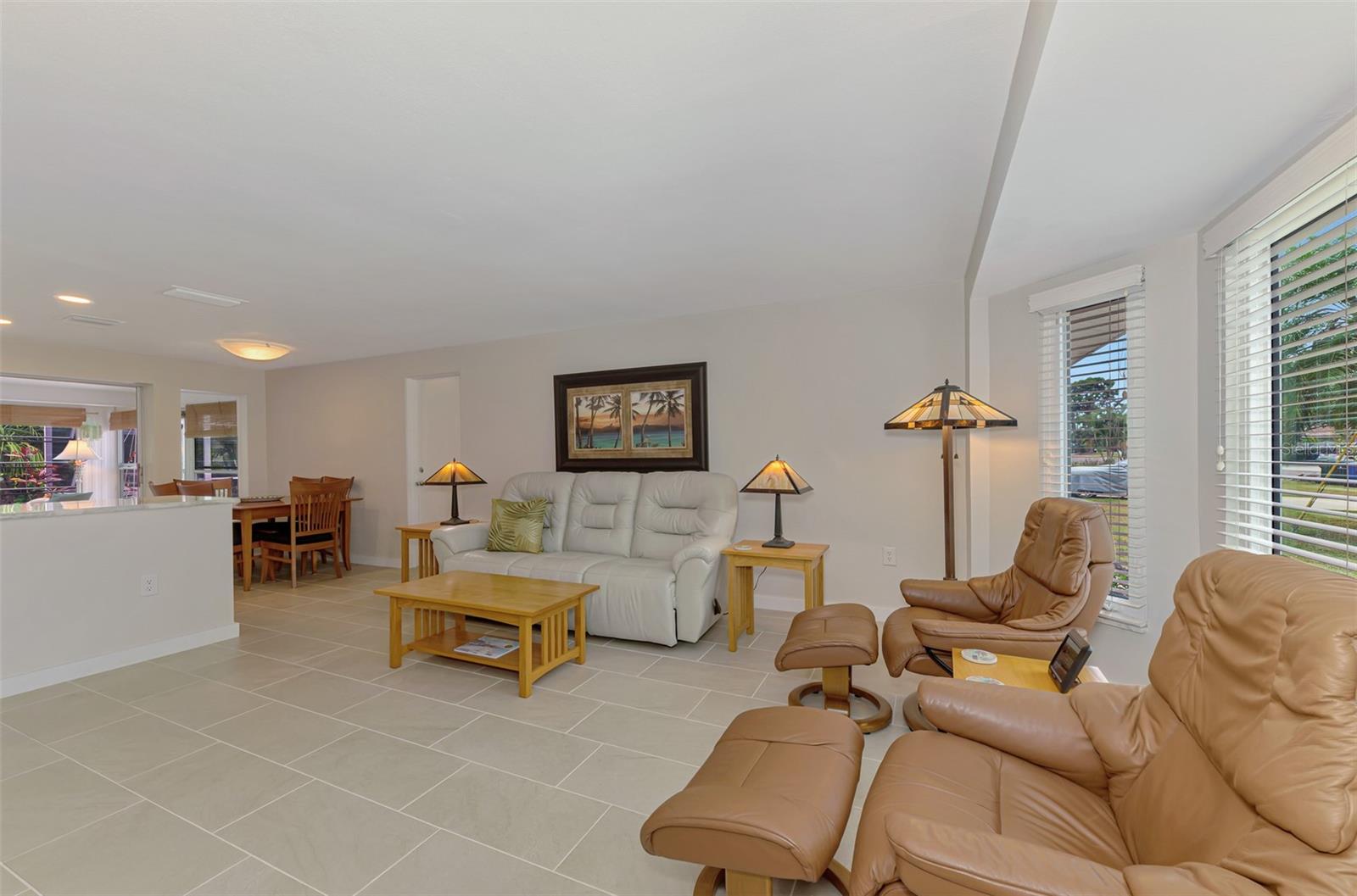 LYONS BAY - Residential