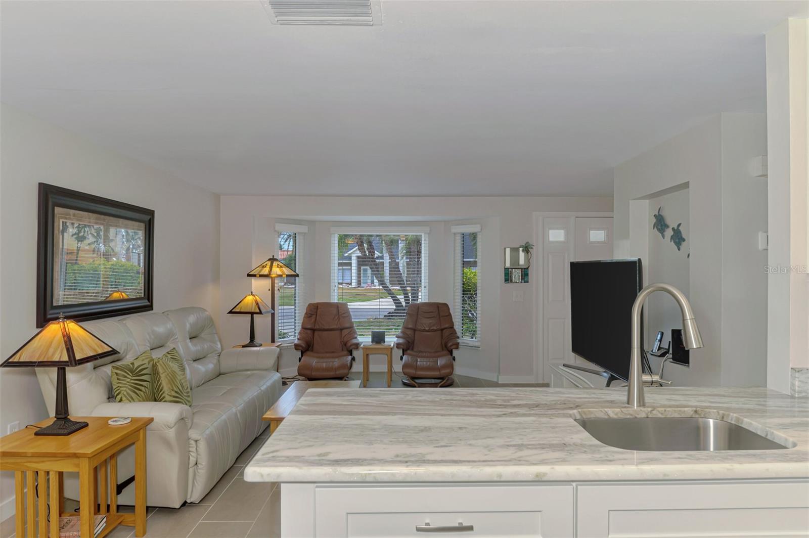 LYONS BAY - Residential