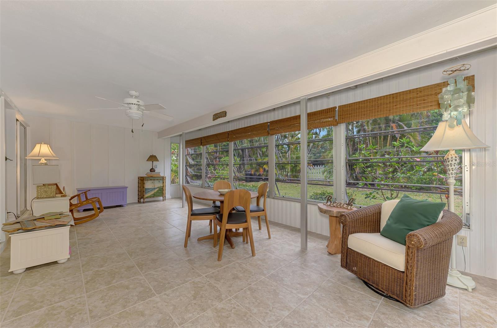LYONS BAY - Residential