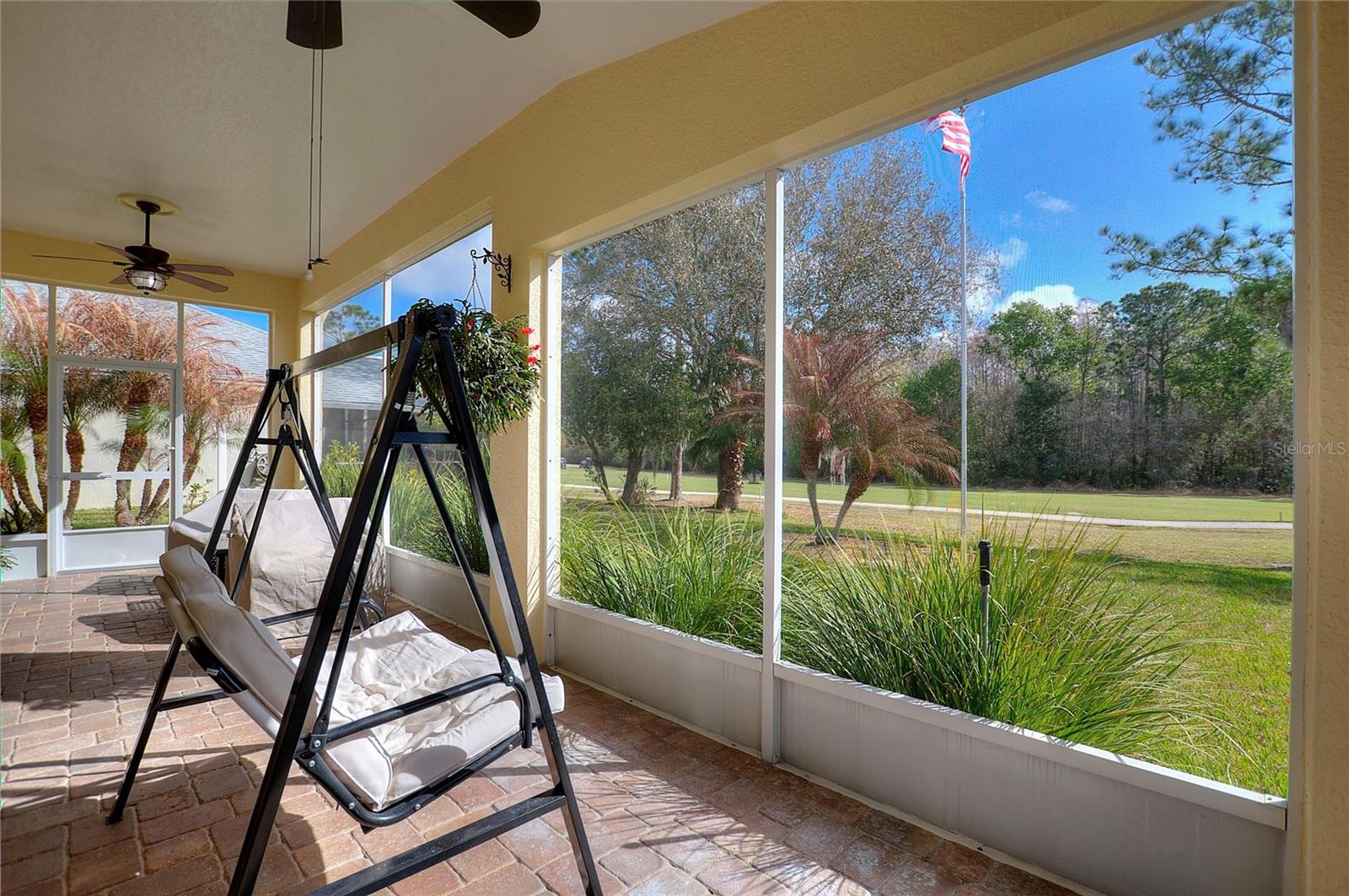 LEXINGTON OAKS - Residential