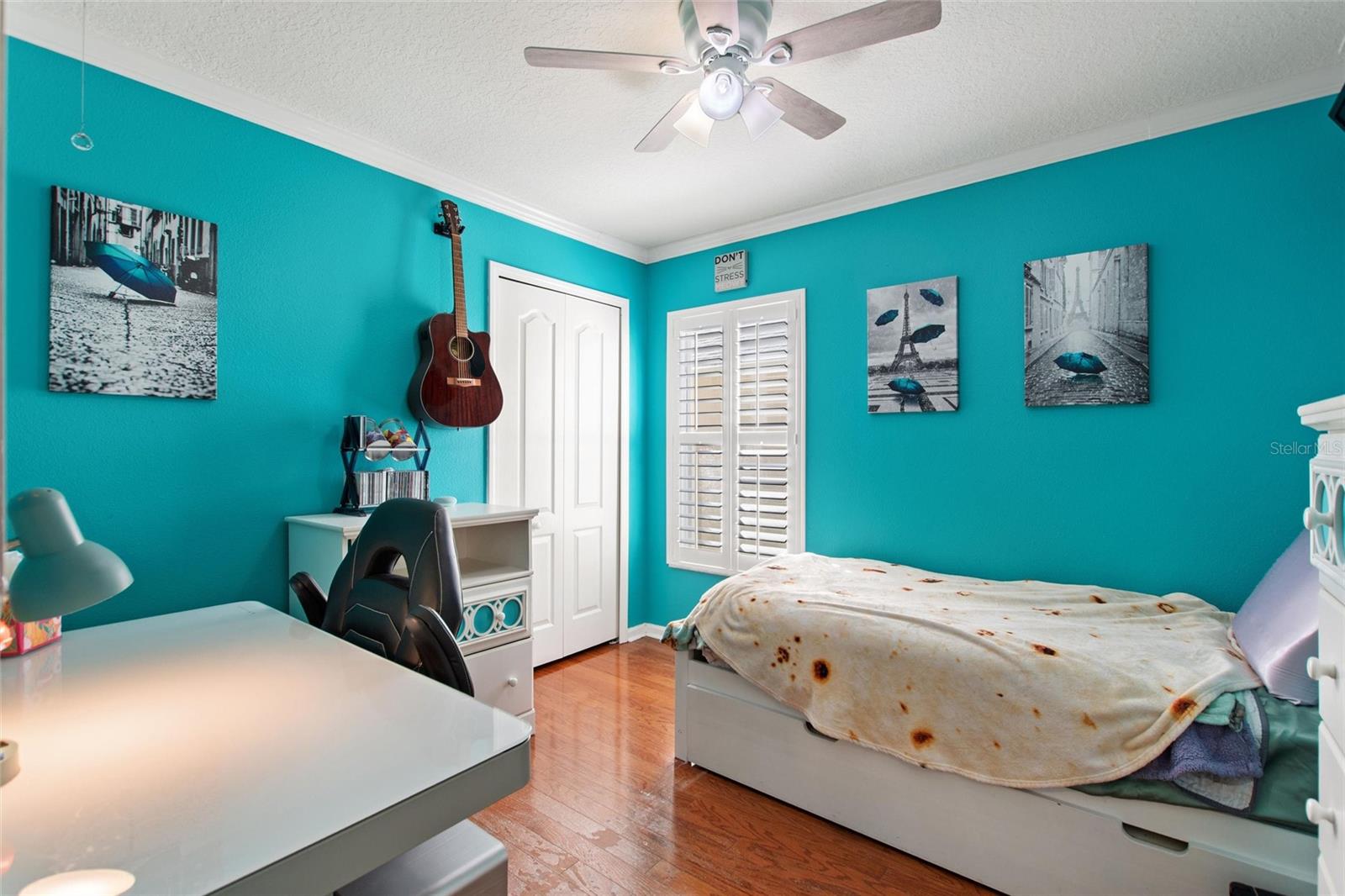 LEXINGTON OAKS - Residential