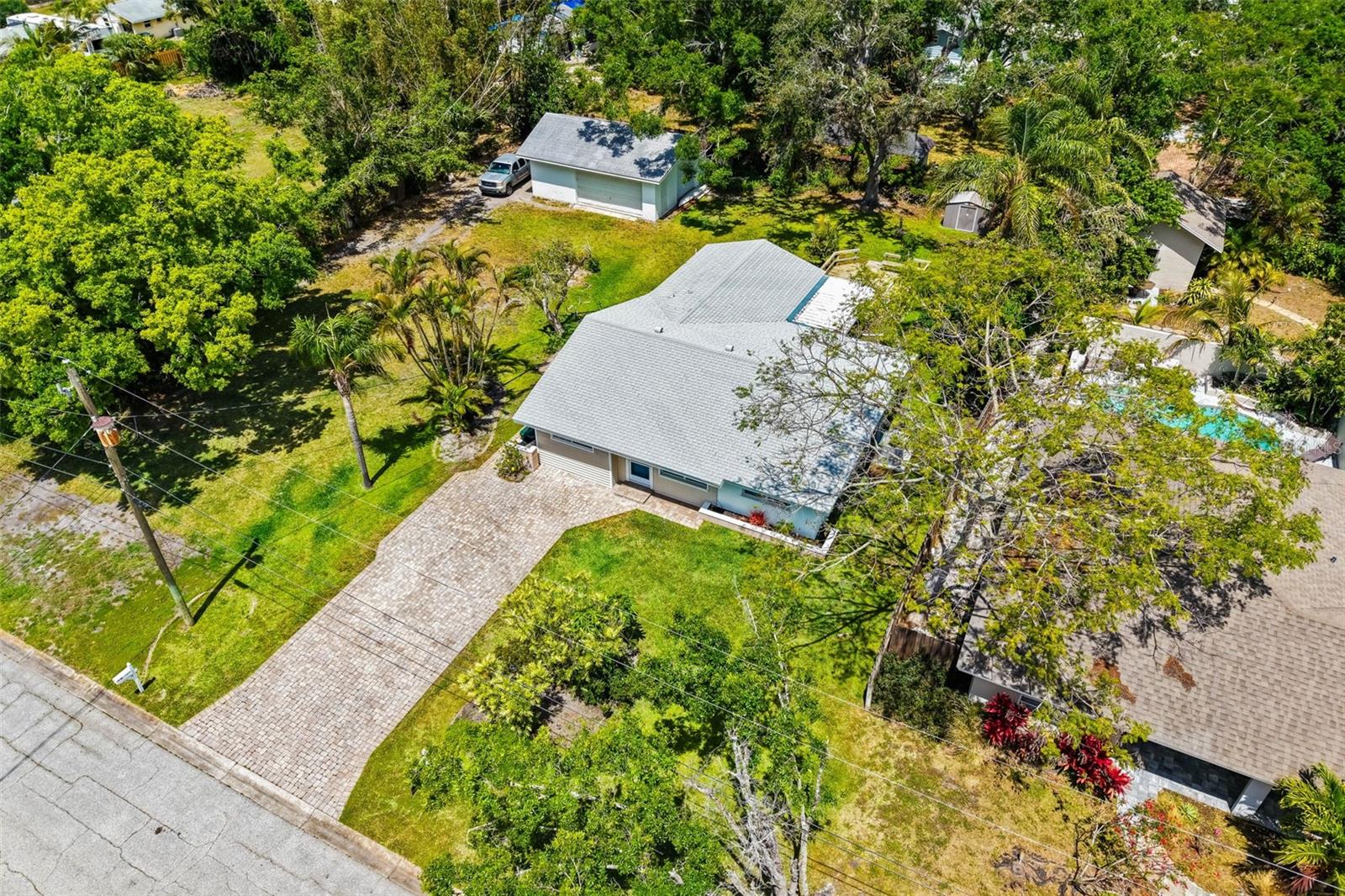 2225 ALICE ROAD