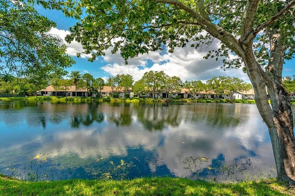 BELLE OAK VILLAS - Residential