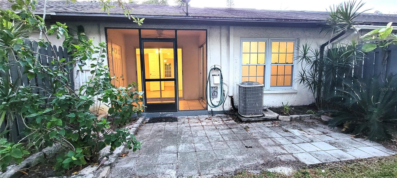 BELLE OAK VILLAS - Residential