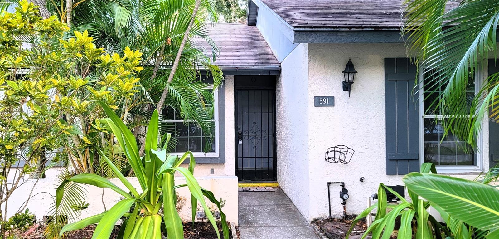 591 CAPISTRANO COURT