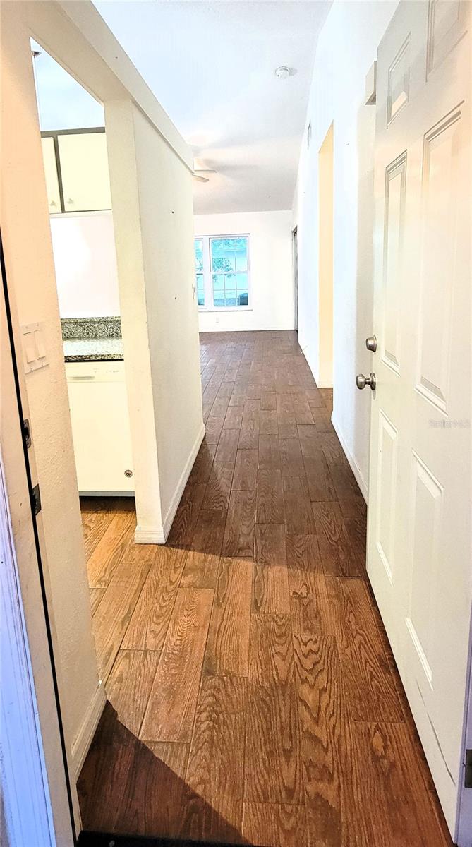 BELLE OAK VILLAS - Residential