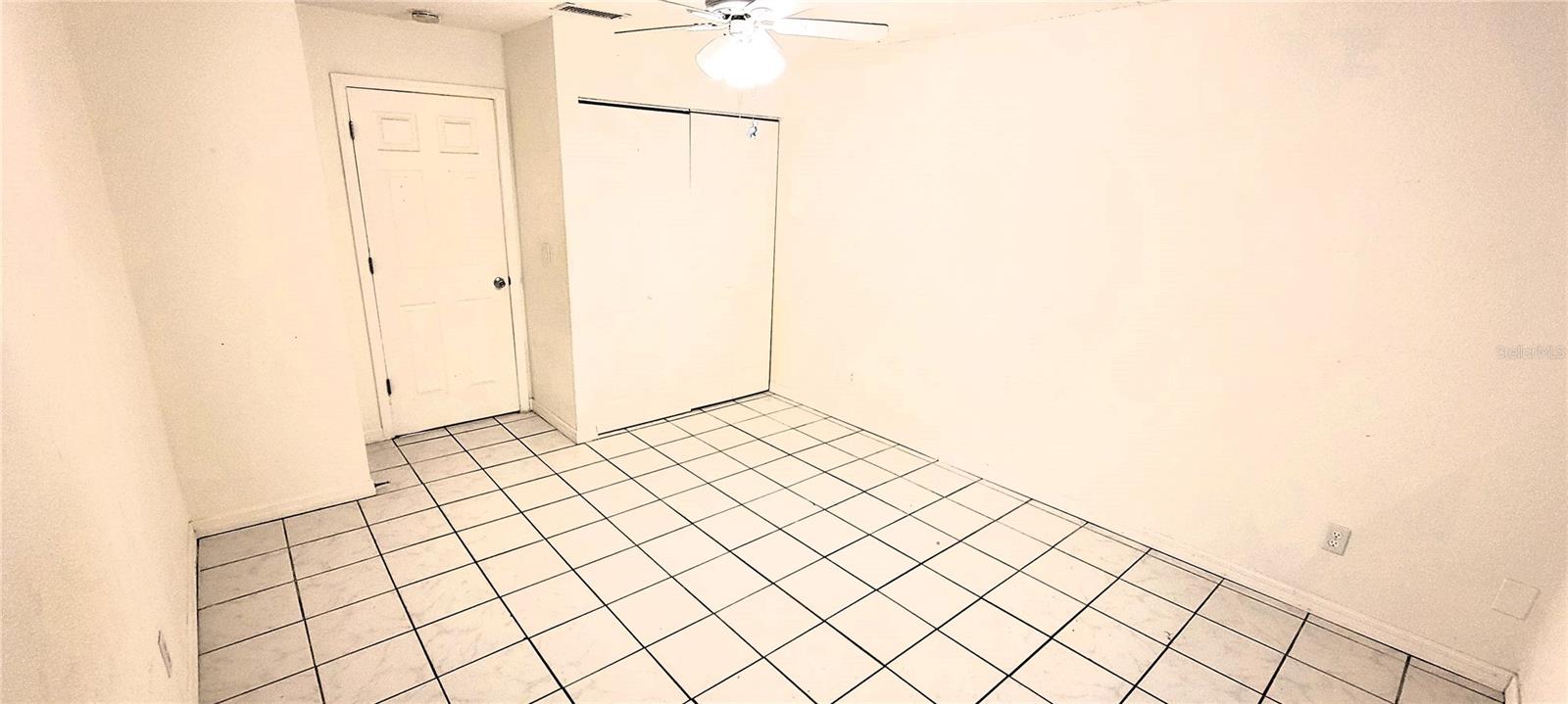 BELLE OAK VILLAS - Residential