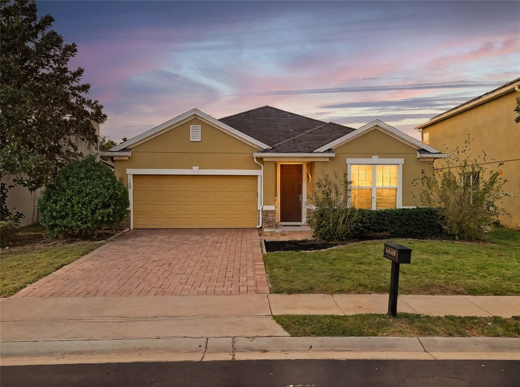 Photo of 1258 Lexington Avenue, Davenport, FL 33837 (MLS # S5158994)