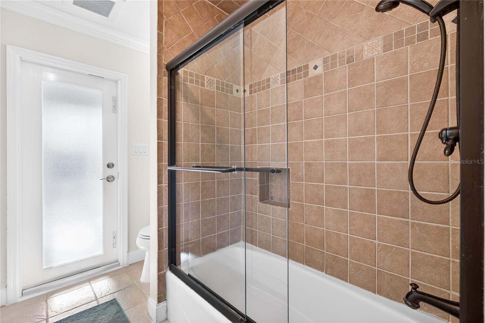 TALL TREES - Residential